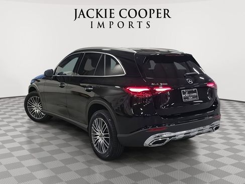 New 2025 Mercedes-Benz GLC 300 GLC 300 image 7