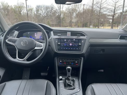 Certified 2023 Volkswagen Tiguan SE image 26
