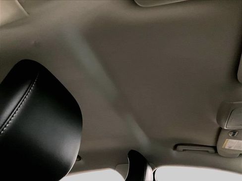 Used 2019 Ford Fusion SEL FWD image 22