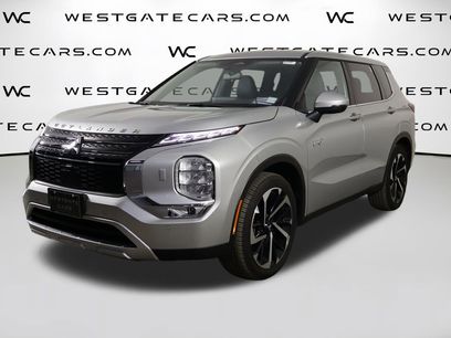 Used 2024 Mitsubishi Outlander SE
