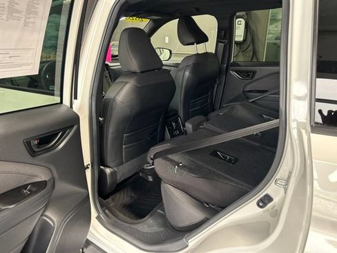 Used 2026 Subaru Forester Premium AWD/4WD image 24