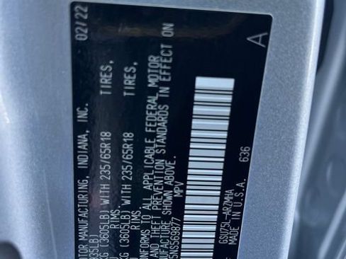 Used 2022 Toyota Highlander XLE AWD/4WD image 19