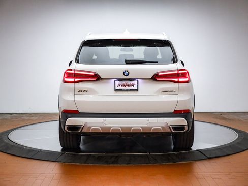 Used 2021 BMW X5 xDrive45e w/ Parking Assistance Package image 8
