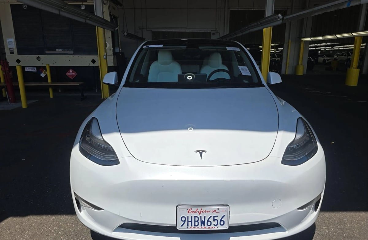 Used 2023 Tesla Model Y Long Range AWD/4WD image 5