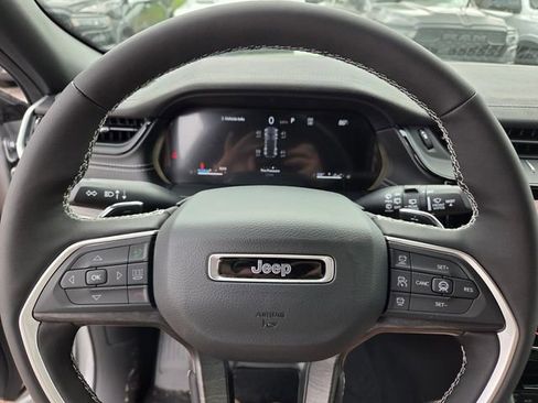 New 2026 Jeep Grand Cherokee Limited image 28