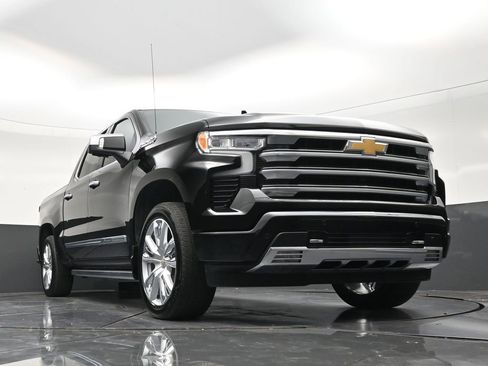 Used 2024 Chevrolet Silverado 1500 High Country AWD/4WD image 27