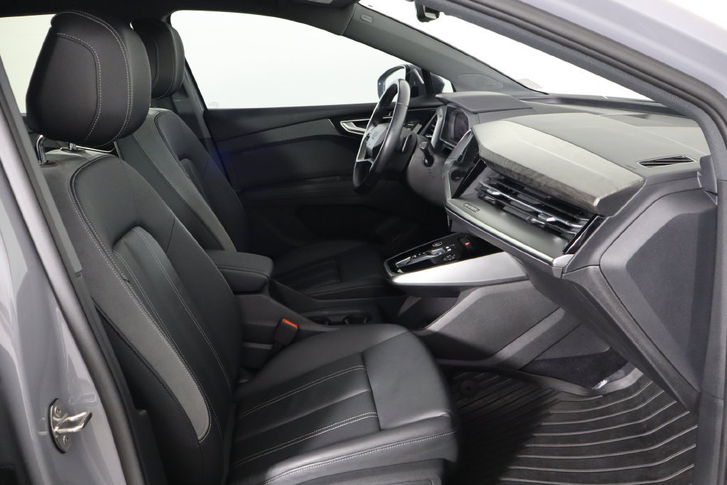 Used 2023 Audi Q4 e-tron Premium Plus w/ Premium Plus RWD image 18