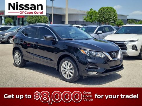 Used 2021 Nissan Rogue Sport SV w/ Technology Package FWD image 1