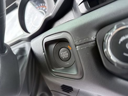 Used 2024 Jeep Wrangler Unlimited Rubicon 392 AWD/4WD image 16
