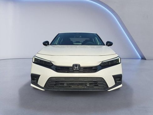 Used 2023 Honda Civic Sport image 8