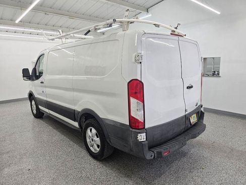 Used 2018 Ford Transit 150 130 Low Roof RWD image 4