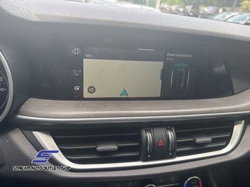 Used 2022 Alfa Romeo Stelvio Ti image 35