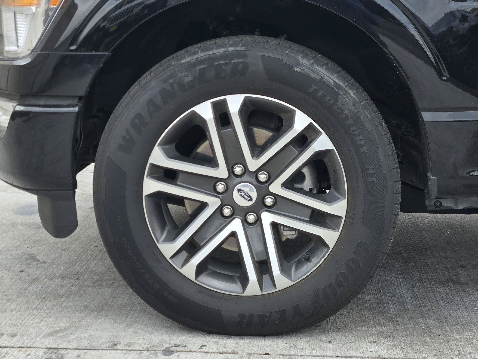 Used 2022 Ford F150 XL w/ STX Appearance Package RWD image 11
