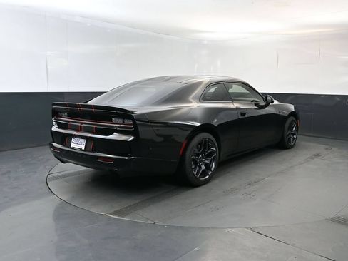 Used 2026 Dodge Charger Scat Pack AWD/4WD image 5