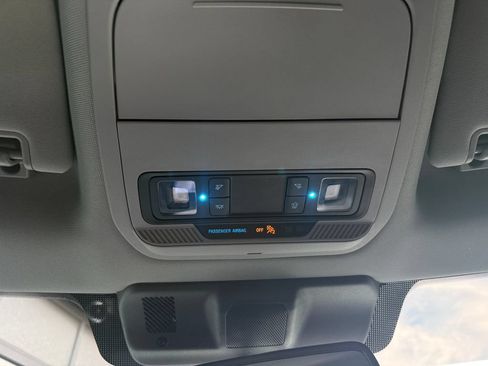 Used 2024 Ford F150 XLT AWD/4WD image 30