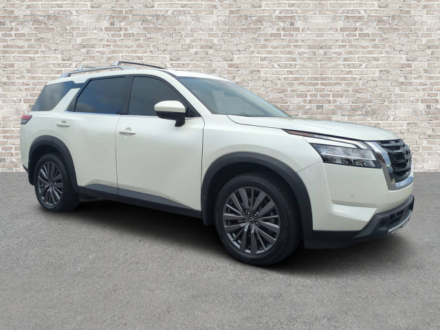 Used 2023 Nissan Pathfinder SL w/ SL Premium Package AWD/4WD image 1