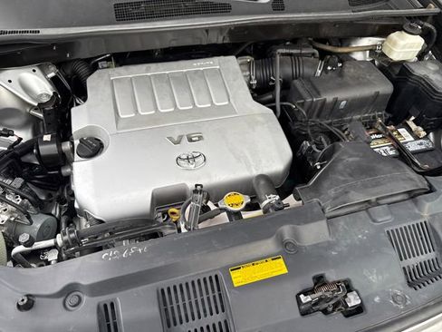 Used 2013 Toyota Highlander Limited image 22