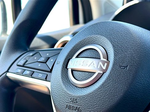 Used 2025 Nissan Versa SV w/ Trunk Package FWD image 28