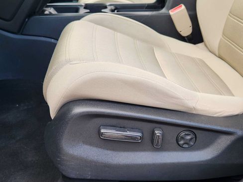 Certified 2017 Honda CR-V EX image 23