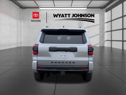 Used 2025 Toyota 4Runner SR5 image 3