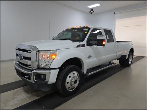 Used 2016 Ford F450 Lariat w/ Lariat Ultimate Package AWD/4WD image 1