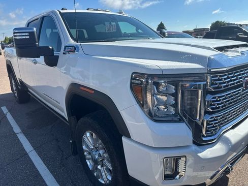 Used 2021 GMC Sierra 3500 Denali w/ Denali Ultimate Package AWD/4WD image 2