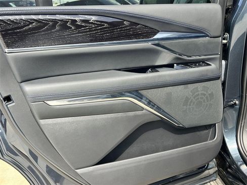 New 2025 Cadillac Escalade IQ Sport 1 image 27