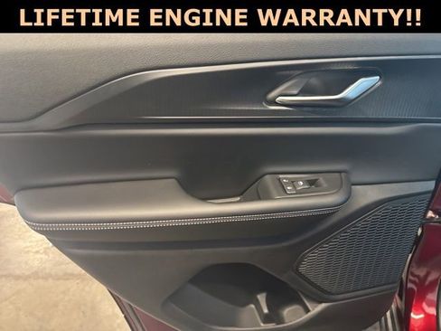 New 2025 Jeep Grand Cherokee Altitude image 26