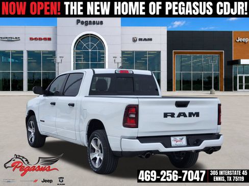 New 2026 RAM 1500 Express RWD image 4