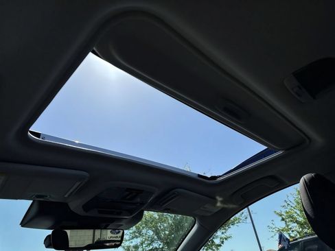 New 2026 Subaru Crosstrek 2.5i Premium AWD/4WD image 16
