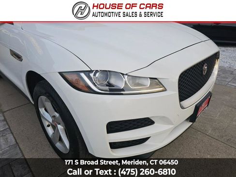 Used 2018 Jaguar F-PACE Premium AWD/4WD image 10