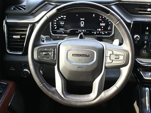 Used 2025 GMC Sierra 1500 Denali Ultimate image 14