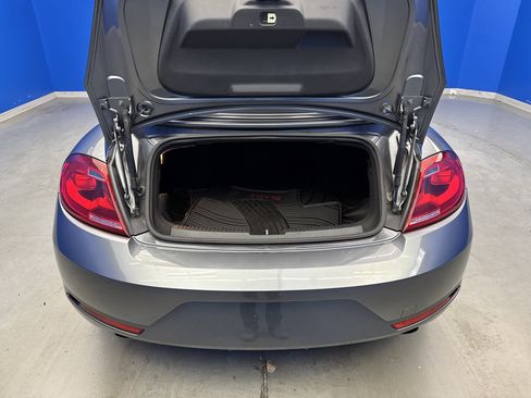 Used 2013 Volkswagen Beetle 2.0T image 22