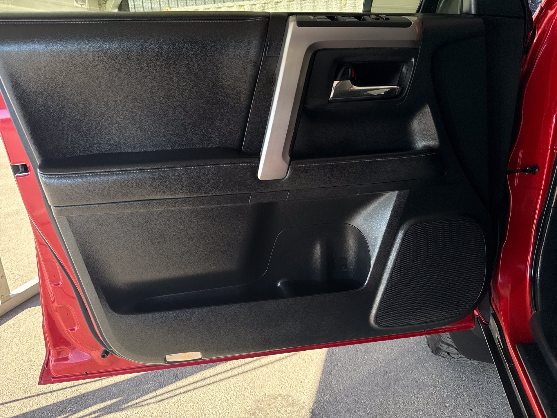 Used 2021 Toyota 4Runner SR5 AWD/4WD image 13