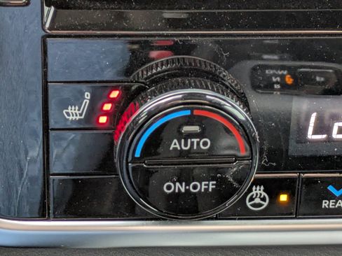 Certified 2024 Nissan Rogue SL w/ SL Premium Package image 24