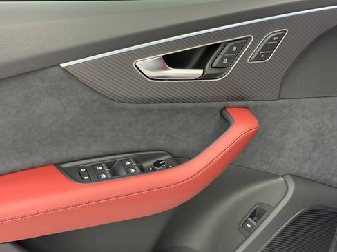 New 2026 Audi SQ7 Premium Plus AWD/4WD image 13