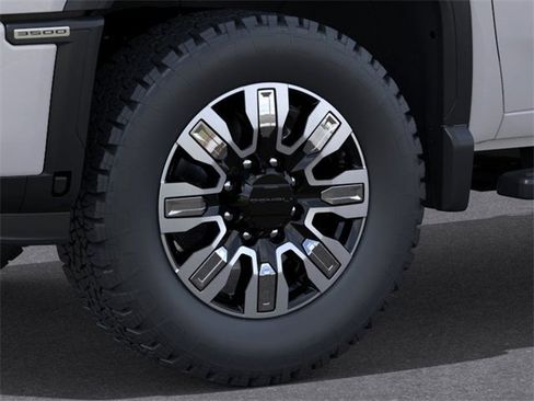 New 2025 GMC Sierra 3500 Denali w/ Denali Reserve Package image 9