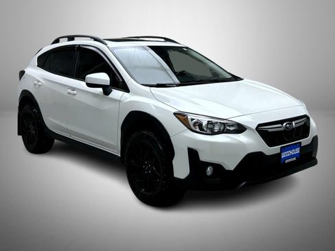 Used 2021 Subaru Crosstrek 2.0i Premium w/ Moonroof Package AWD/4WD image 3