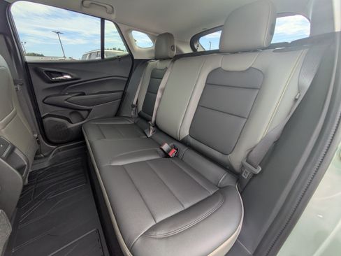 New 2026 Chevrolet Trax ACTIV w/ Sunroof Package image 8