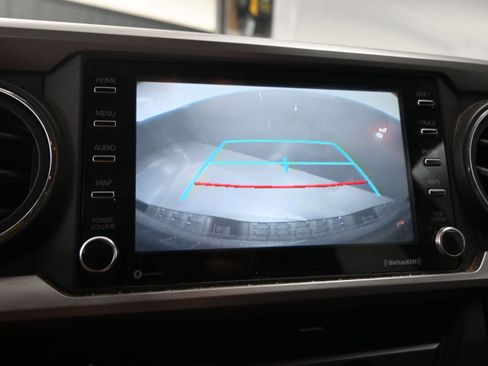 Used 2020 Toyota Tacoma SR5 image 13