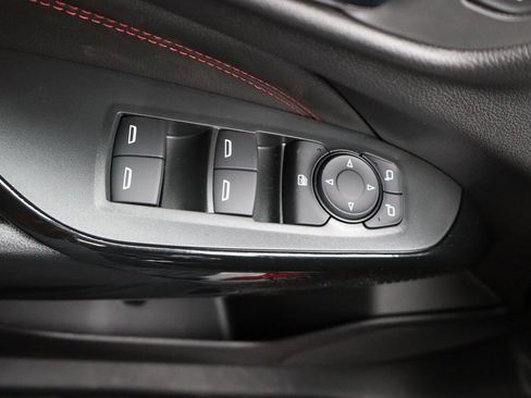 New 2026 Chevrolet Trax RS w/ Sunroof Package image 16