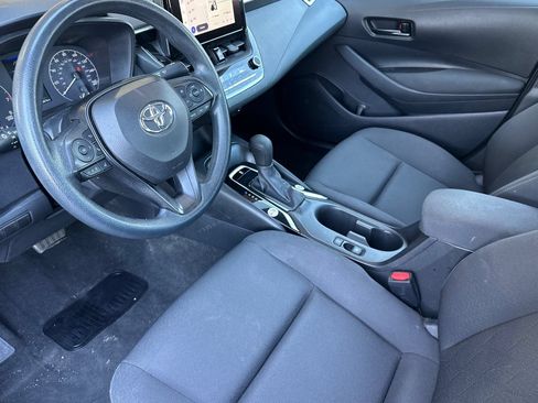 Used 2024 Toyota Corolla LE FWD image 9