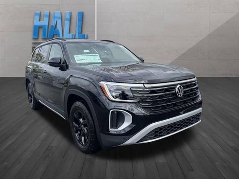 New 2026 Volkswagen Atlas Peak Edition AWD/4WD image 7
