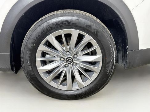 Used 2024 MAZDA CX-90 3.3 Turbo w/ Preferred Plus AWD/4WD image 30