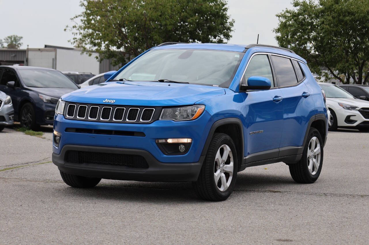 Used 2017 Jeep Compass Latitude w/ Popular Equipment Group AWD/4WD image 6