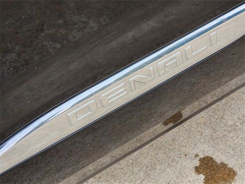 Used 2018 GMC Acadia Denali w/ Technology Package image 12