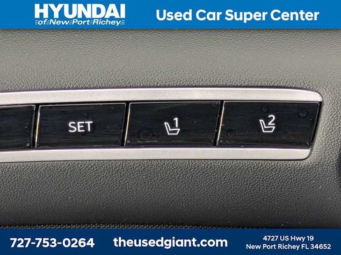 Certified 2024 Hyundai Tucson Limited FWD image 23