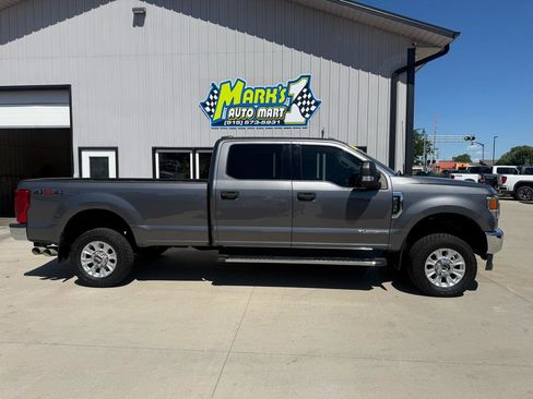 Used 2022 Ford F250 XLT AWD/4WD image 7