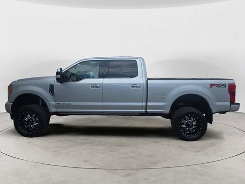 Used 2017 Ford F350 Platinum w/ Platinum Ultimate Package AWD/4WD image 2