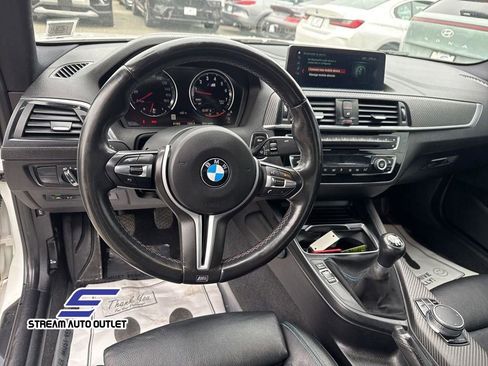 Used 2018 BMW M2 image 19